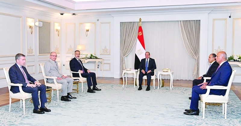 السيسي وفيدان يُشدّدان على رفض إعادة احتلال غزة... والتهجير