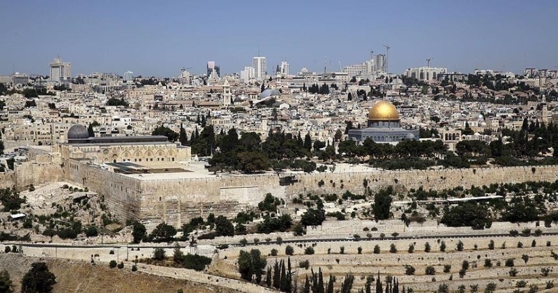 سموتريتش يوافق على خطة لمستوطنة تفصل القدس الشرقية عن الضفة الغربية