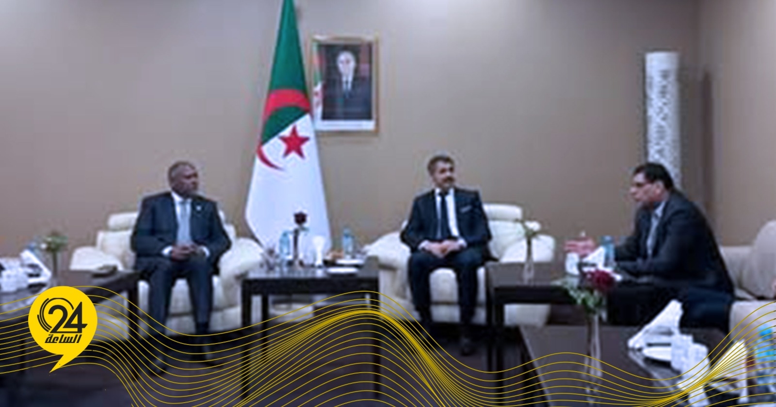 المبروك يبحث مع وزير مالية الجزائر دعم العلاقات الثنائية