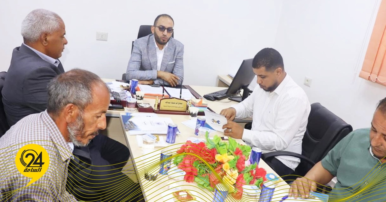 بلدية الأصابعة تعقد اجتماعاً موسعاً لمناقشة قضايا عقارات الدولة وتخصيص أراض للمصارف