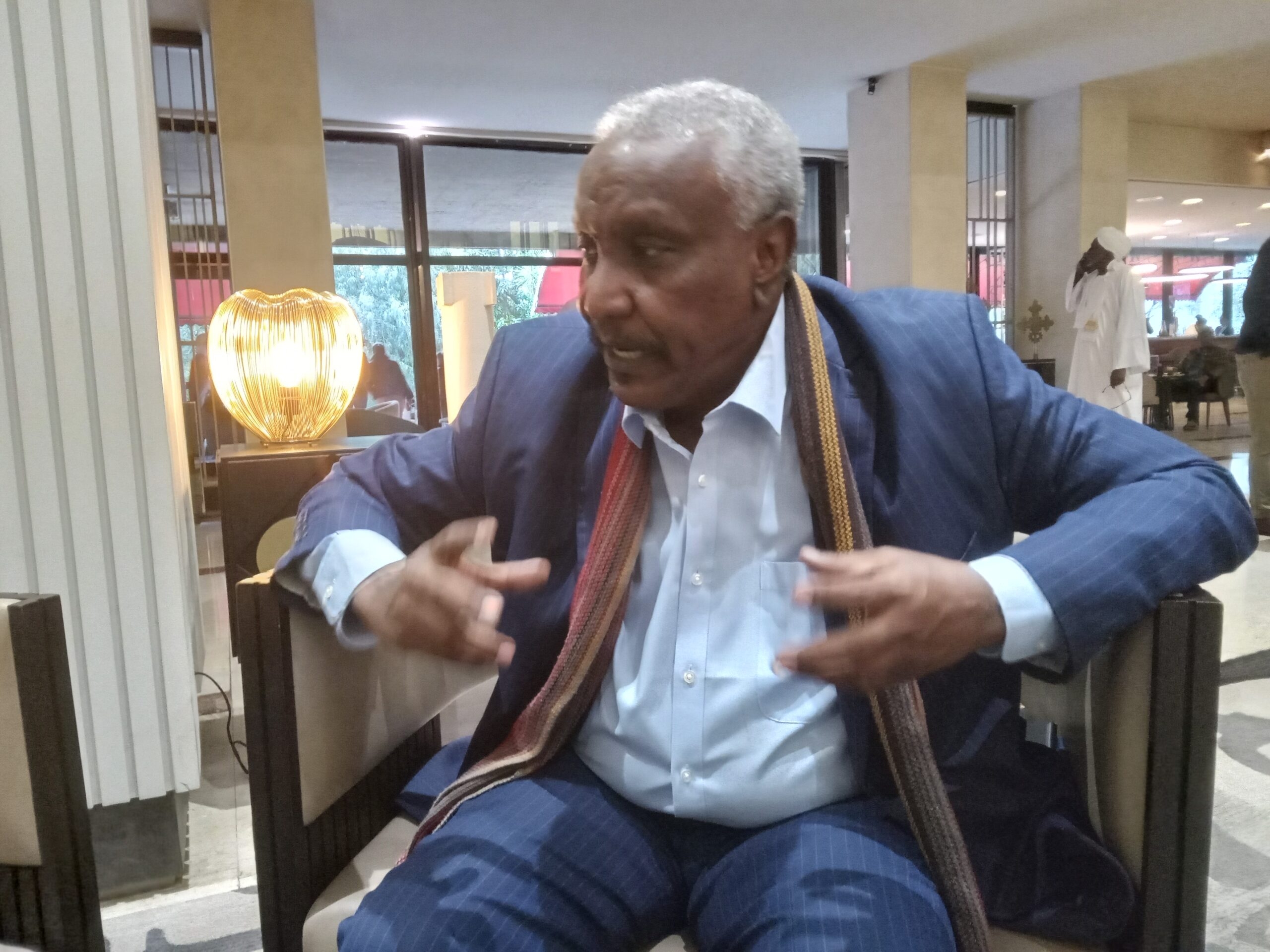 «عرمان» يكشف تفاصيل توقيفه في نيروبي ويصف الاتهامات الموجهة إليه بـ«السياسية»