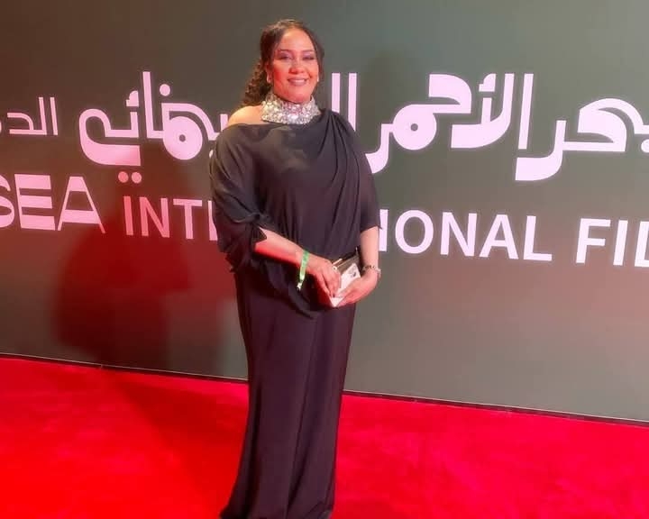 الممثلة السودانية إسلام مبارك في حوار مع «التغيير»: دور «مدينة» غلبت عليه الفكاهة والكوميديا