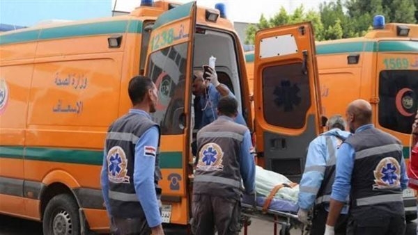 إصابة 5 أشخاص في حادث انقلاب سيارة بالشيخ زويد