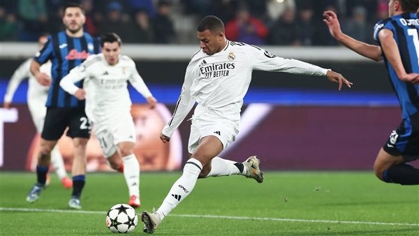 كيليان مبابي يغيب عن مباراة ريال مدريد مع باتشوكا