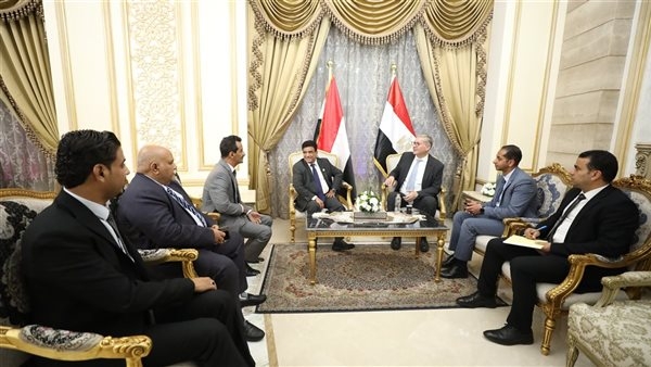 وزير البترول والثروة المعدنية يلتقي نظيره اليمني علي هامش فعاليات مؤتمر إيجبس 2025