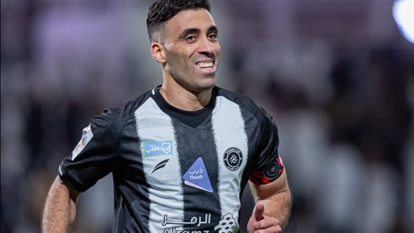 حمدالله يواصل الزحف نحو رقم السومة في سباق الهداف التاريخي لدوري روشن
