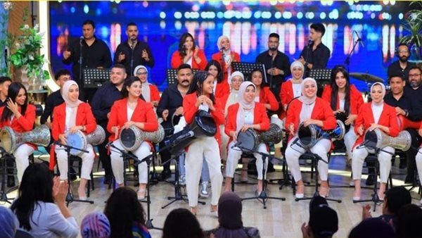 فاطمة بشير "الغزالة الفرفوشة".. أصغر عازفة إيقاع تتألق في عالم الموسيقى