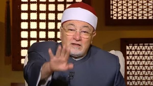 خالد الجندي يروي قصة بليغة عن مصير من ينسى الدين: "الموت لا ينتظر أحدًا"
