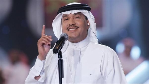 محمد عبده يعود لجمهوره في دبي ويطمئن محبيه على حالته الصحية