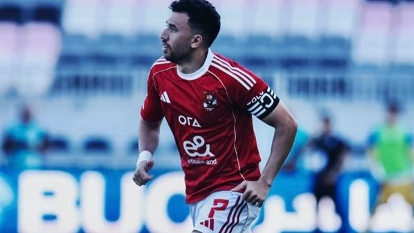 نجم الأهلي السابق يُفسر سب لعب تريزيجيه