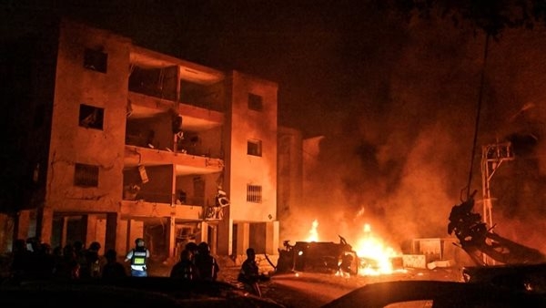 إسرائيل تطلق تحذيرًا لإخلاء مدينتي في إيران والصين ستجلي رعاياها من إسرائيل