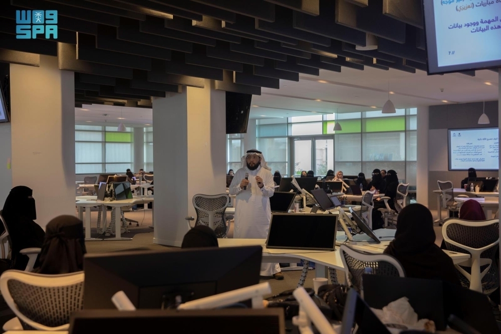 150 مشاركا بالذكاء الاصطناعي