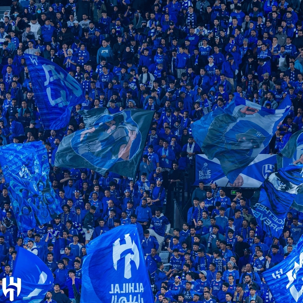 نفاد التذاكر مقابل تيفو الهلال