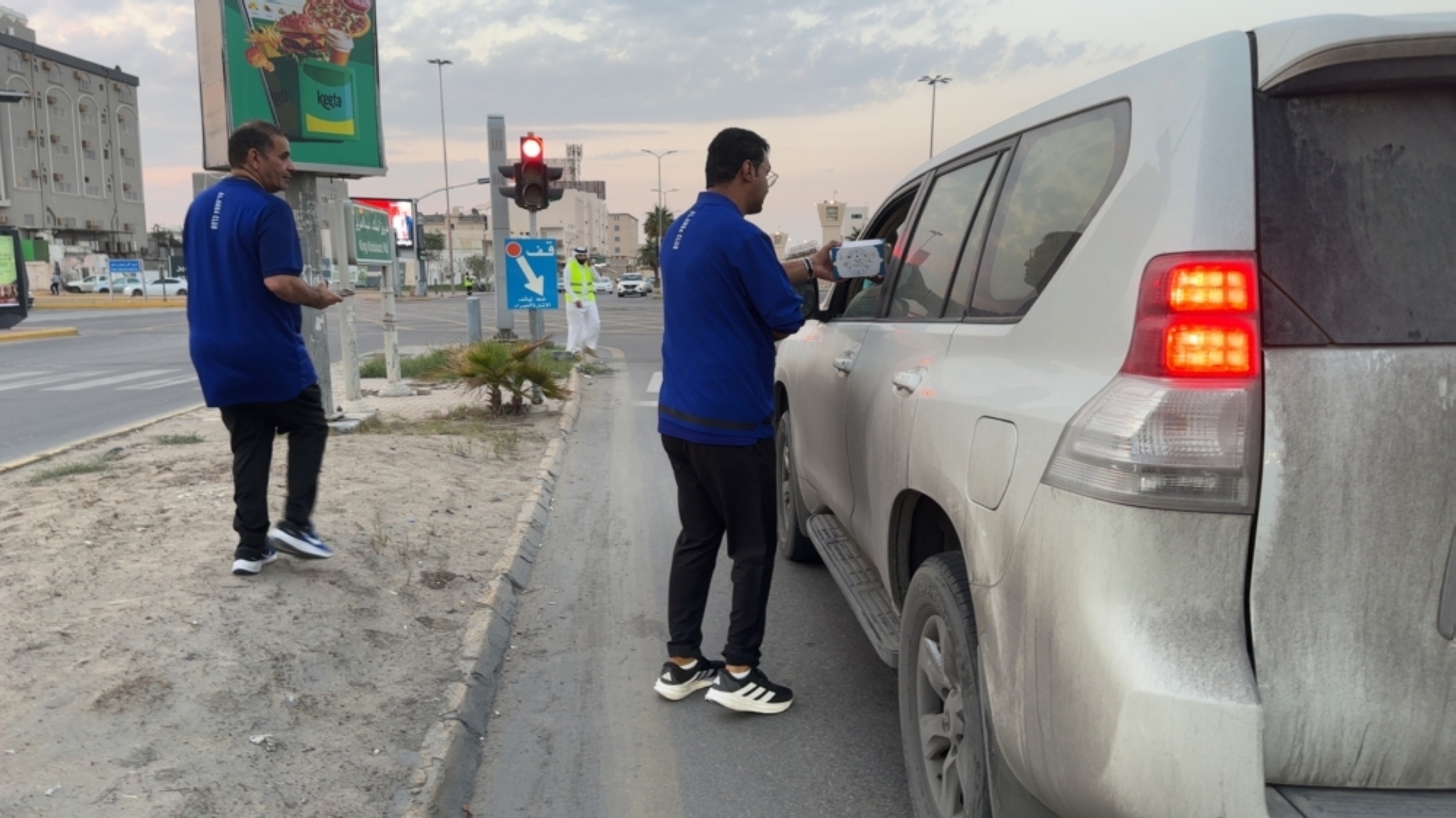 أكشاك مؤقتة لوجبات إفطار الصائمين