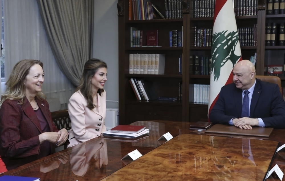 مبعوثة أمريكا تزور بيروت الضغوط تتصاعد لوقف نفوذ حزب الله