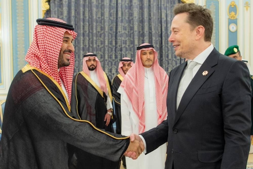 إيلون ماسك يشكر السعودية على سماحها باستخدام Starlink