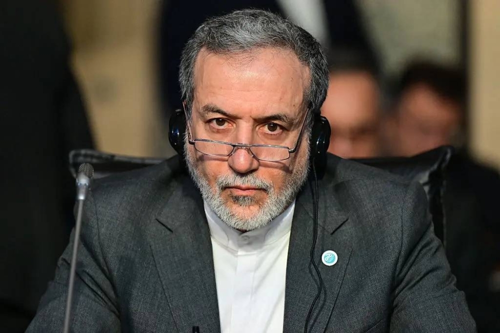 إيران: التدخل الأمريكي سيكون "خطيرًا جدًا على الجميع"