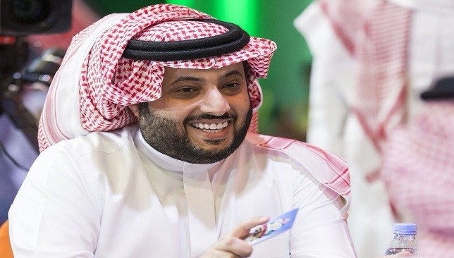 تركي آل الشيخ يهنئ الهلال بعد التعادل أمام ريال مدريد