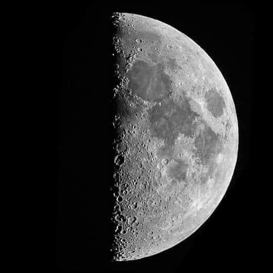 رصد التربيع الأول لمقر رمضان الليلة