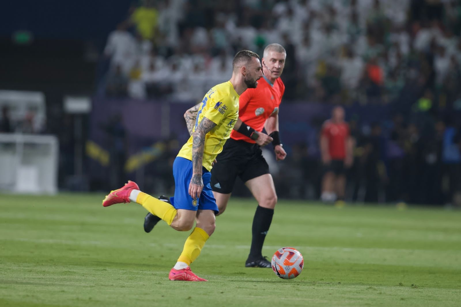 عروض رسمية لرحيل بروزوفيتش عن النصر