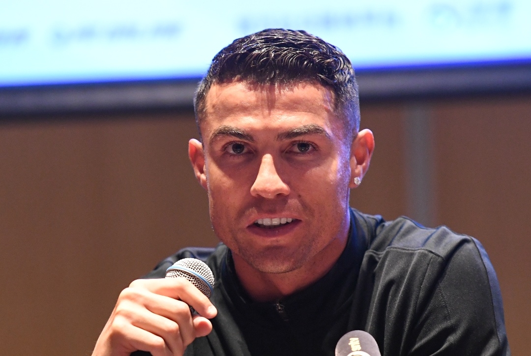 الكشف عن التفاصيل الكاملة في عرض رونالدو على الهلال