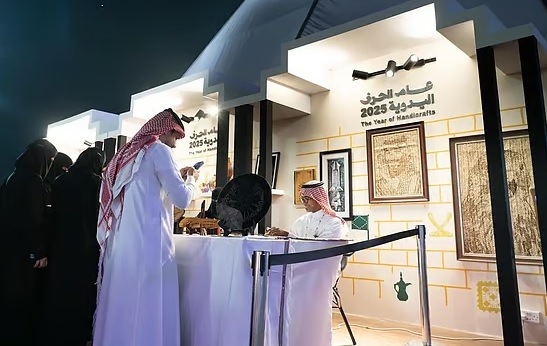 بمشاركة 300 دار نشر و350 فعالية ثقافية.. معرض جازان للكتاب 2025 يختتم فعالياته