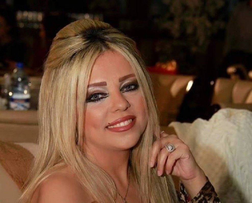 بعد تجربة صحية وعاطفية قاسية.. رحيل الفنانة السورية سمر عبد العزيز