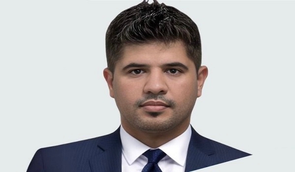 باحث سعودي يطور نظاما ذكيا يترجم لغة الإشارة الأمريكية لنص مكتوب