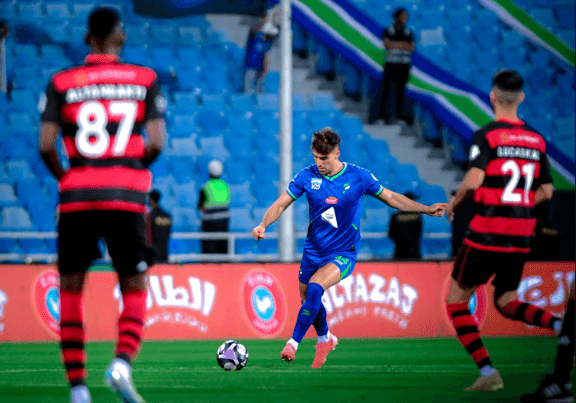 الرياض يوقف صحوة الفتح بتعادل إيجابي في دوري روشن