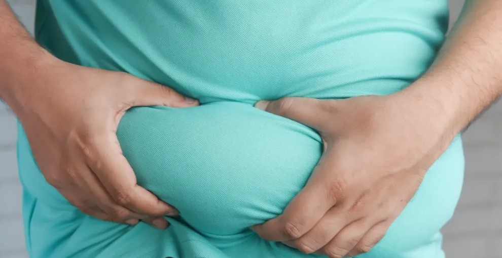 علاقة غير متوقعة بين دهون البطن ومرض الصدفية المزمن