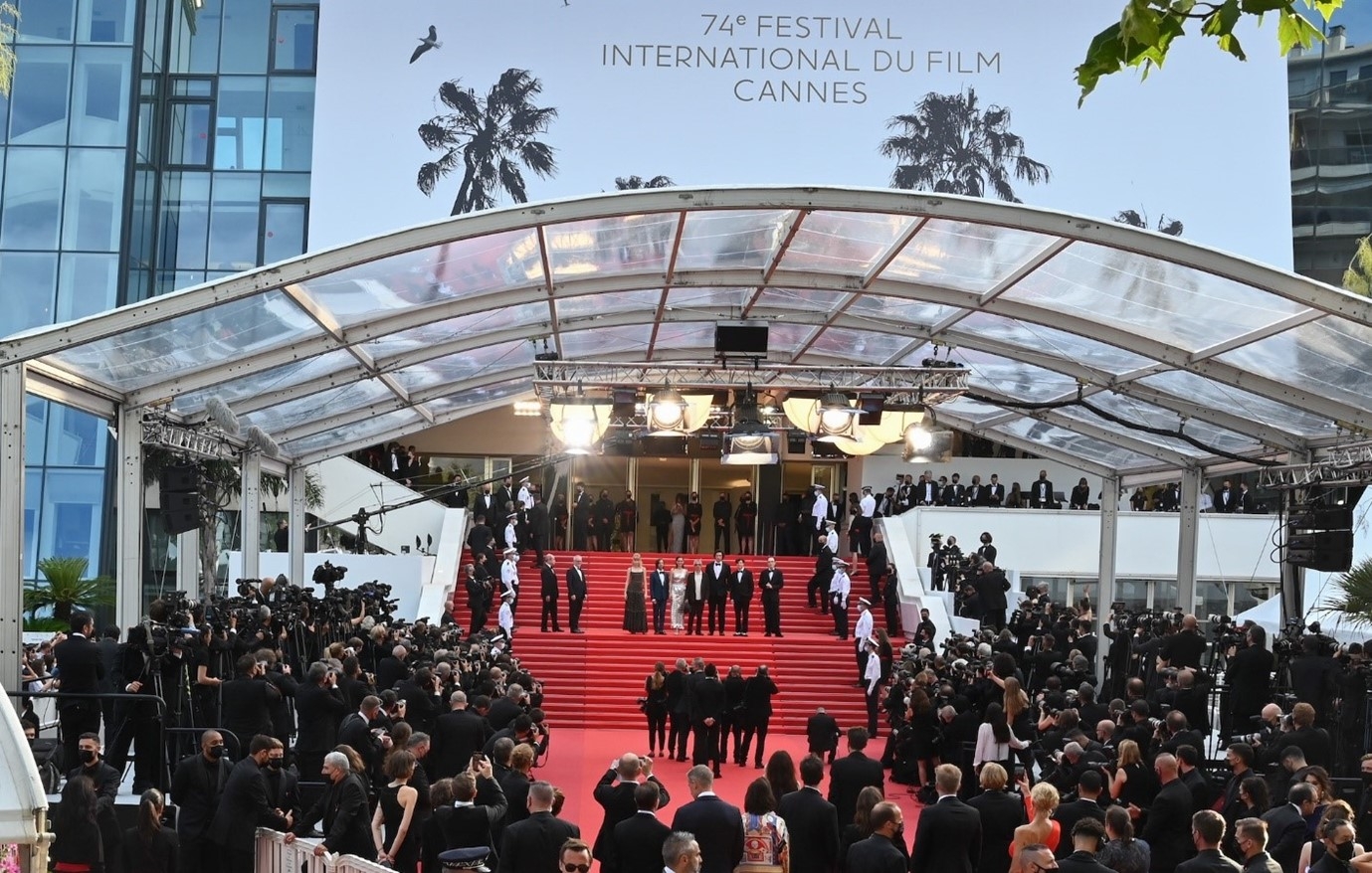 احتفاء في مهرجان كان بفيلم عن صعوبات ما بعد الولادة