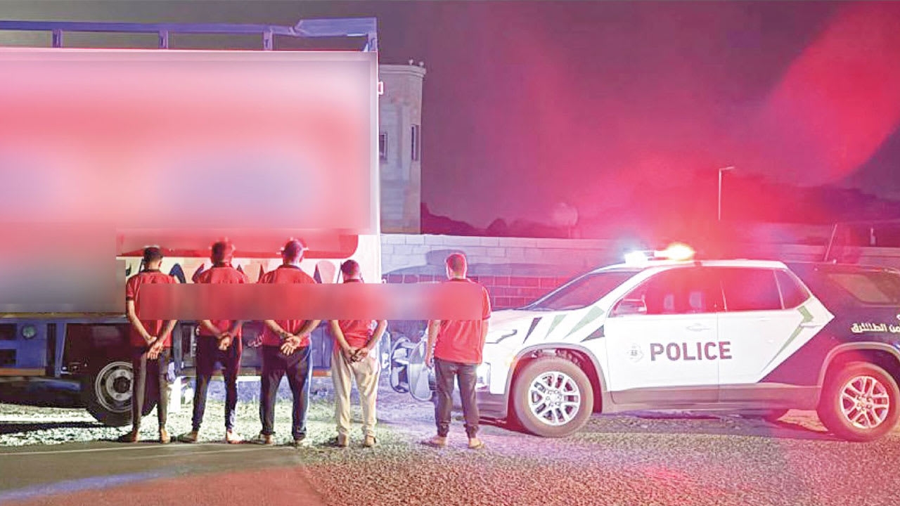 للمرة الثانية خلال يومين.. ضبط 20 شخصًا نقلوا 60 حاجًا مخالفًا في مكة