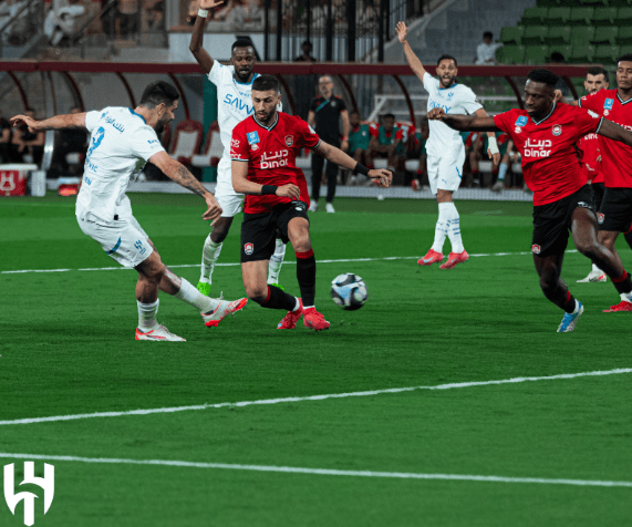 الشلهوب يصالح جماهير الهلال بخماسية أمام الرائد