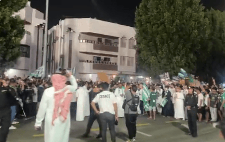 تفاصيل تيفو جماهير الأهلي في نهائي آسيا : 'كنز يحمل الأحلام'