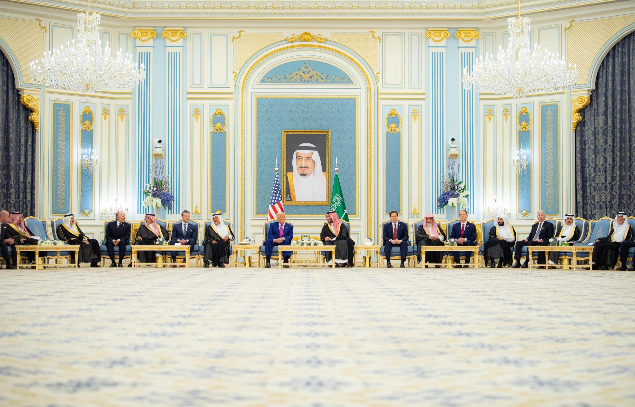 بالأسماء.. تشكيل الوفد المرافق لترمب يعكس مكانة السعودية في السياسة الاقتصادية الأمريكية