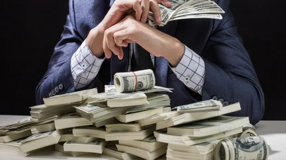 ارتفاع تاريخي في عدد الأثرياء عالميًا.. والذكاء الاصطناعي أحد الأسباب