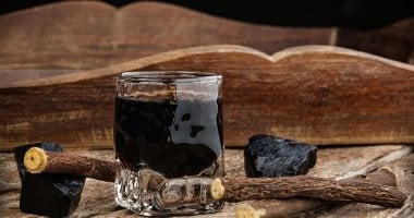 'الغذاء والدواء': استشر الطبيب قبل استخدام عشبة العرقسوس