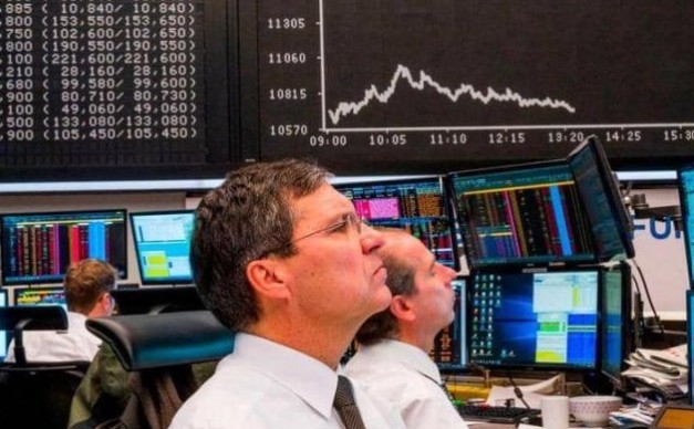 تراجع أسهم أوروبا مع هبوط أسهم البنوك والرعاية الصحية