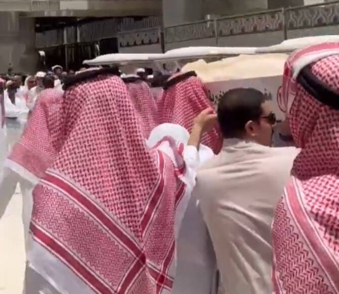 تفاصيل تشييع جثمان الطالب السعودي محمد القاسم في مكة بعد مقتله في بريطانيا