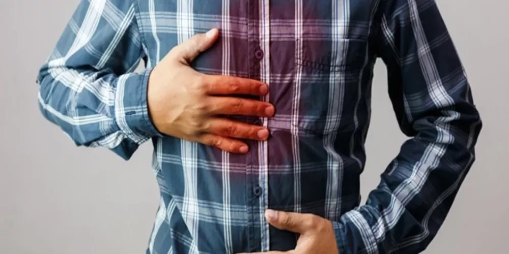 أسباب وطرق الوقاية من "حرقة المعدة" في رمضان