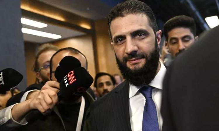خطوات لخيانة السيادة السورية.. الجولاني يُقدّم 'النفط والتطبيع' هدية لأمريكا وإسرائيل
