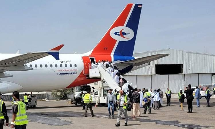 مغادرة أول رحلة للحجاج من مطار صنعاء الدولي إلى مدينة جدة