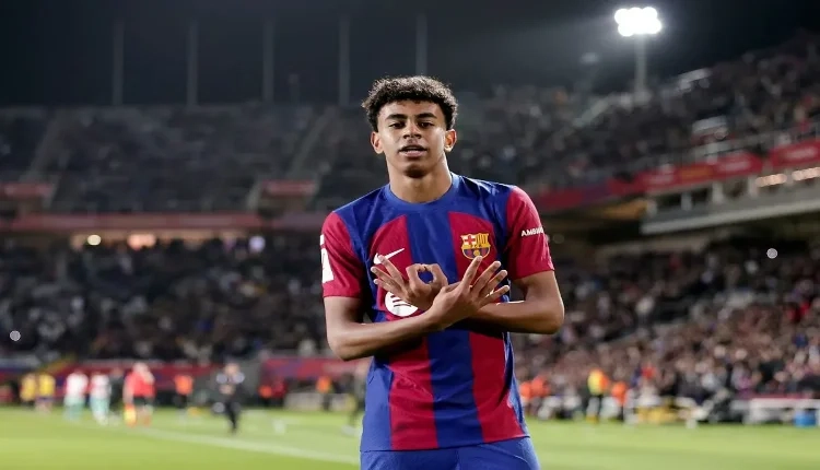 برشلونة يكافئ لامين يامال بجائزتين قيمتين: القميص رقم 10 وعملاقي حتى 2030!