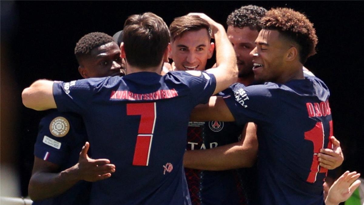 باريس سان جيرمان يسحق أتلتيكو بأربعة أهداف في كأس الأندية