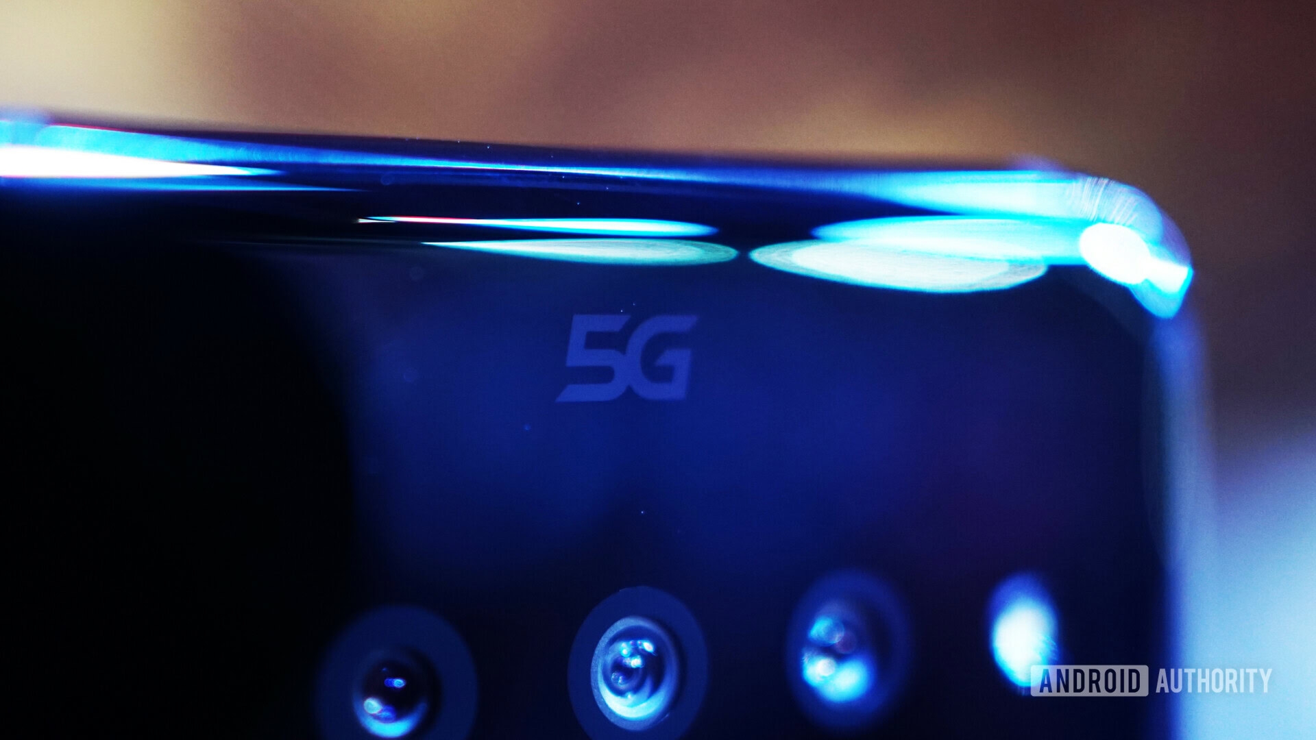 Take off your tinfoil hat: Exposure to 5G doesn't alter your genes, new study finds