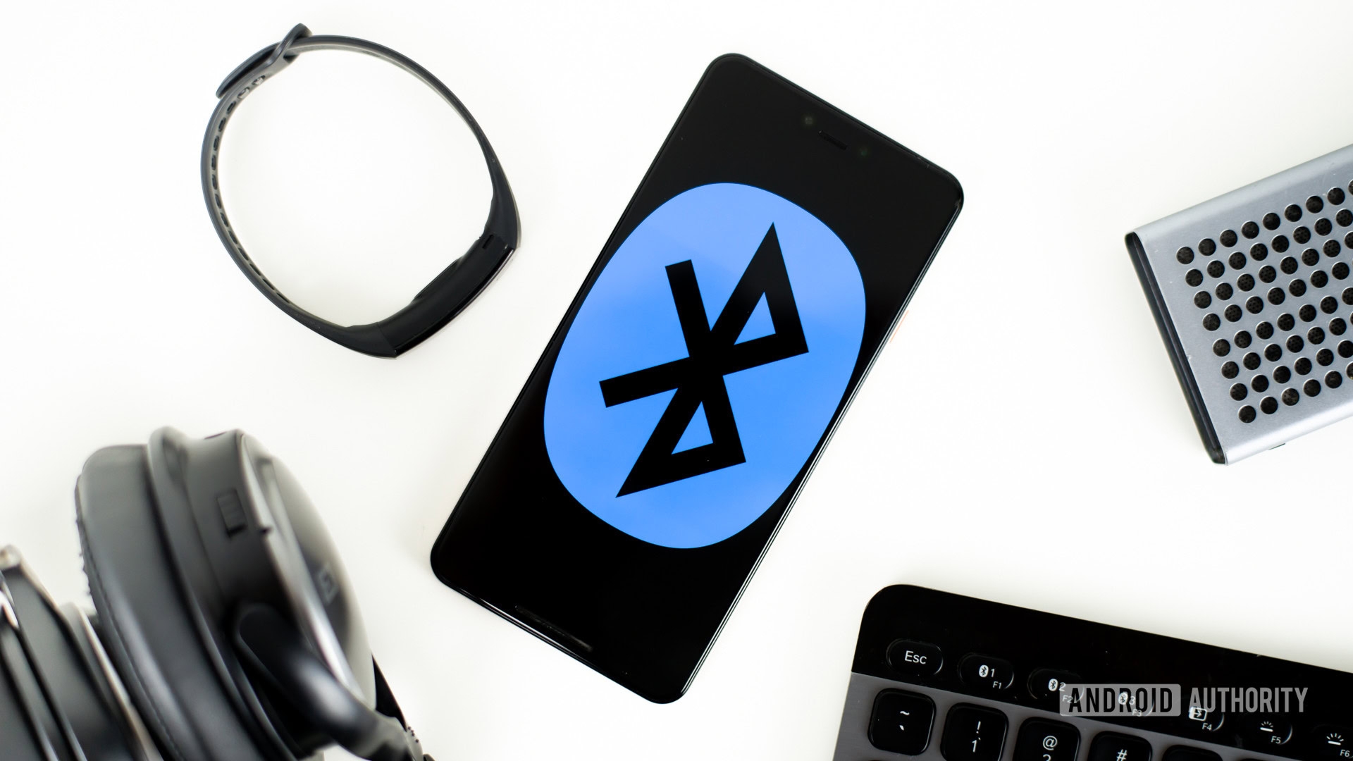 Bluetooth has a new trick to protect your privacy, with a battery-saving bonus