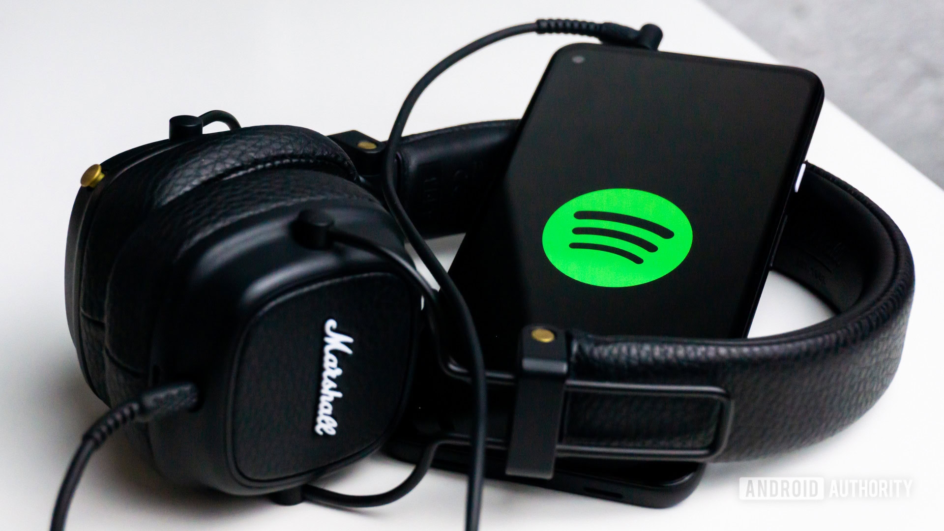 How to put a song on repeat on Spotify