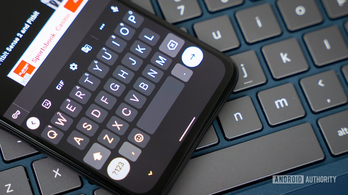 Gboard could make it much easier to type and edit even without touching your phone (APK Teardown)
