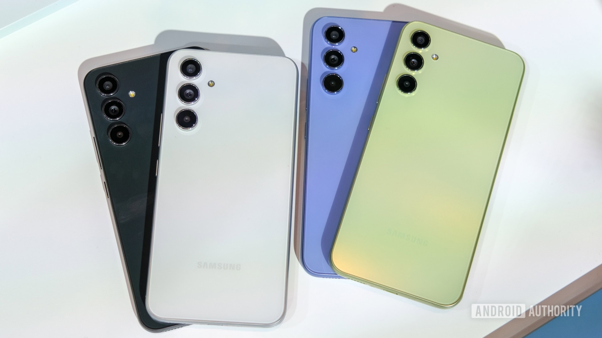 One UI 7 is for more than just flagships, and Samsung's update is rolling out to more phones now