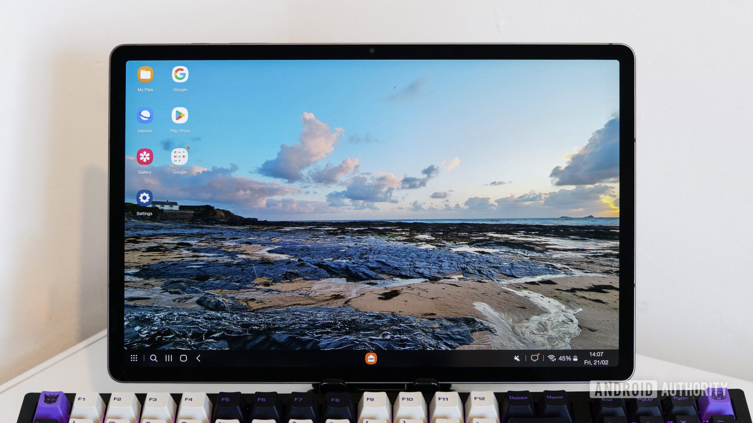 Samsung DeX is taking a step back with One UI 8, and I don't like it (yet)